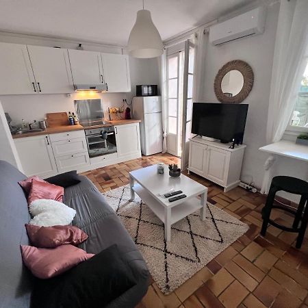 Sympathique Studio En Rez De Jardin Dans Residence Hyères Exteriör bild